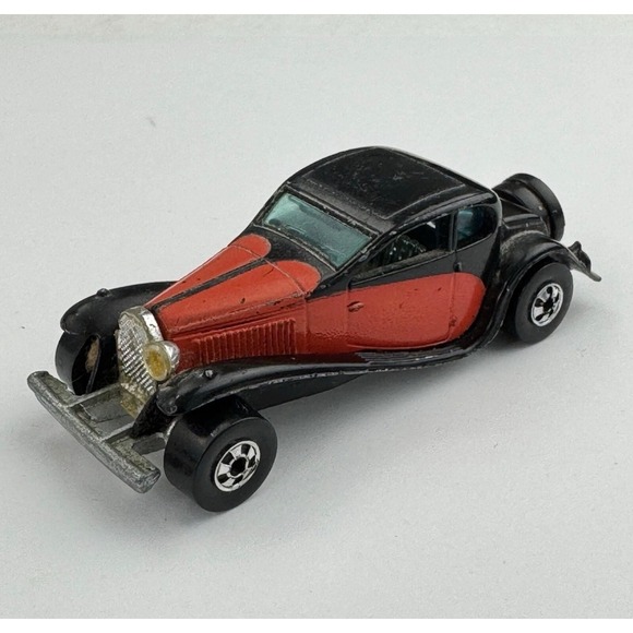 Hot Wheels 1980 81 37 Bugatti Black Red Vintage Diecast Car Hong Kong BW Wheels